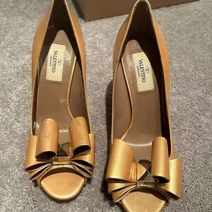 Valentino Women's Gold Bow Heels